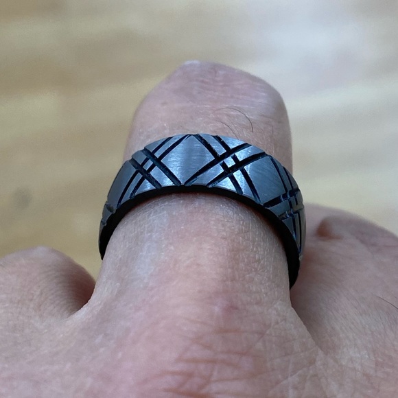 8MM TUNGSTEN WEDDING BAND DOUBLE X DESIGN RING - Picture 4 of 9